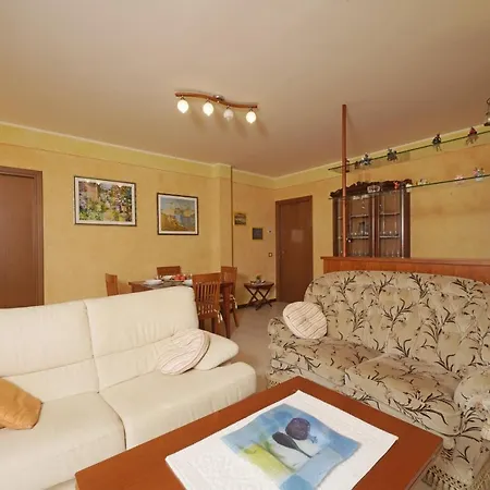 Gardagate - Zaffiro Apartment